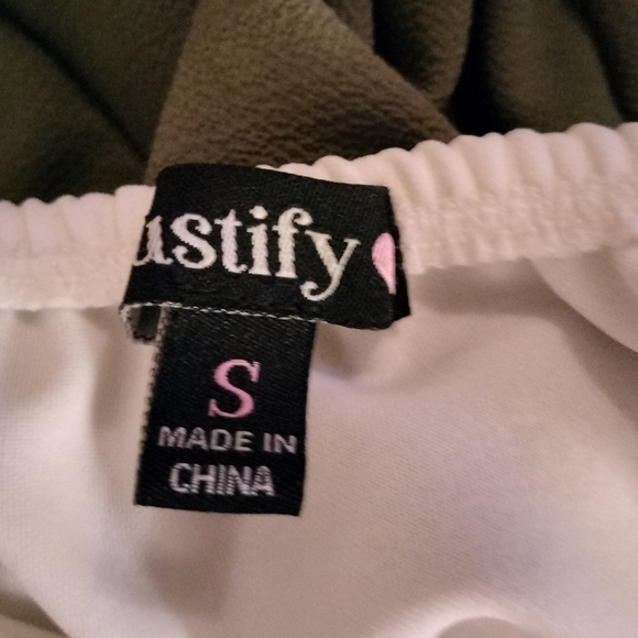 J F💓R Justify Wht/Khaki Green Belted Romper. NWT Size S - Picture 7 of 8